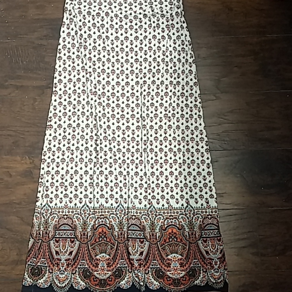 Max Studio size L Maxi skirt